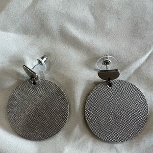 Nickel & Suede Gun Mental Discs